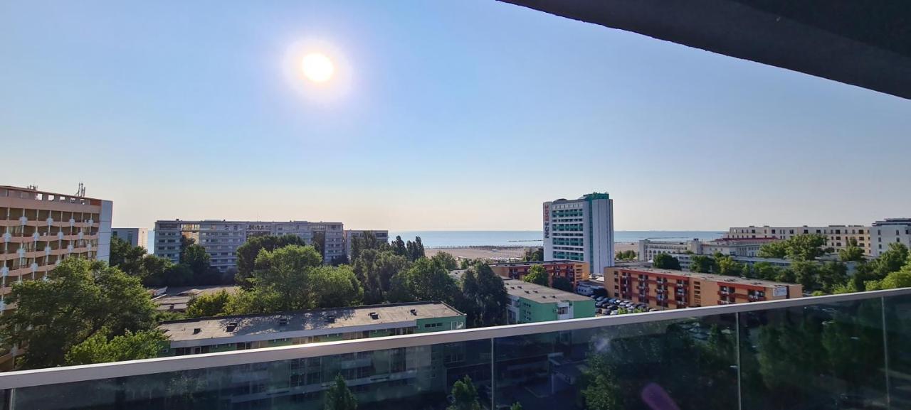 Mirage Sea Breeze Apartment Mamaia Exterior photo